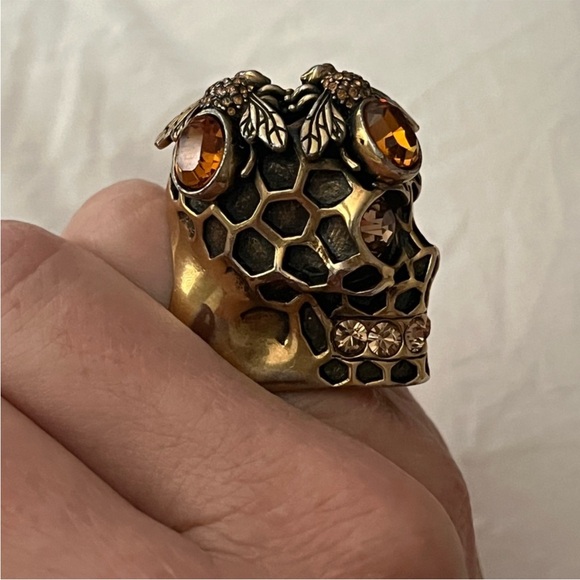 Alexander McQueen Honeycomb Skull Bee Ring - Picture 11 of 17